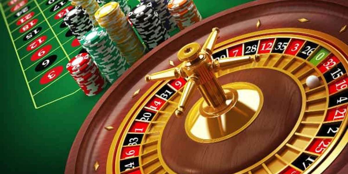 Blackjack: Come Giocare in Modo Strategico e Ridurre il Vantaggio del Casinò